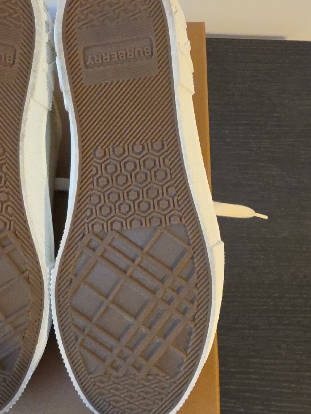 Burberry Beige Canvas Check Low-Top Sneakers with White Accents - Picture 9 of 14
